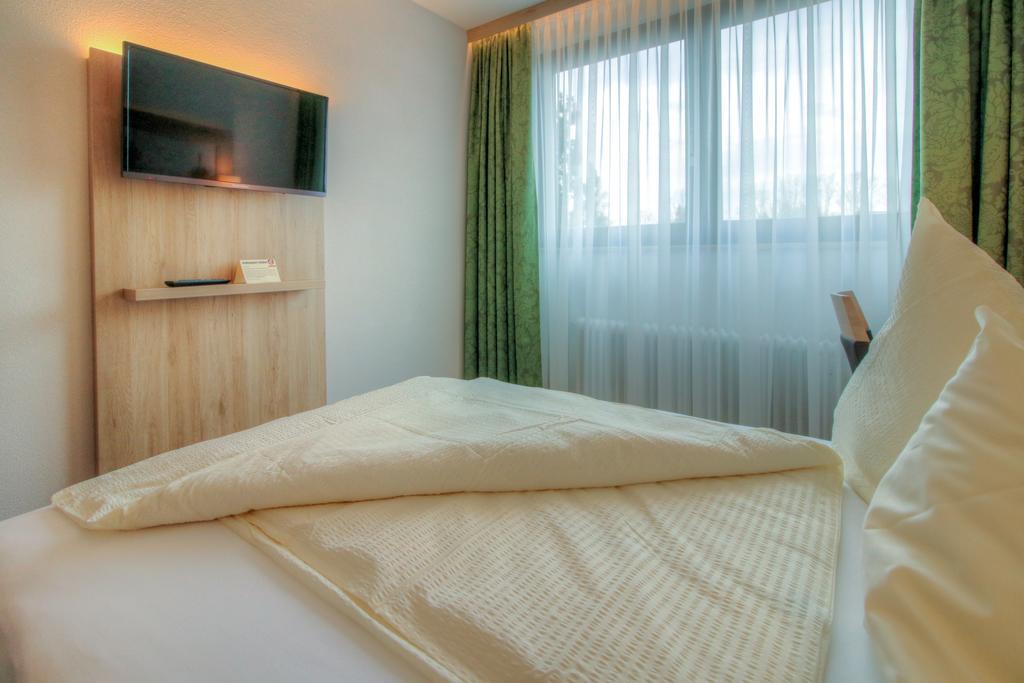 Neudrossenfeld Landhotel Schnupp מראה חיצוני תמונה
