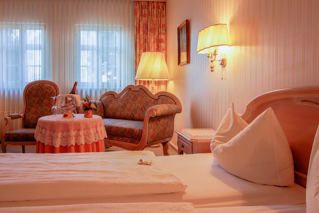 Neudrossenfeld Landhotel Schnupp מראה חיצוני תמונה